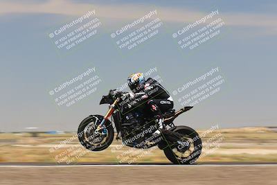 media/Jul-22-2022-TrackDaz (Fri) [[ca4971259a]]/Group B/130pm (Wheelie Bump)/
